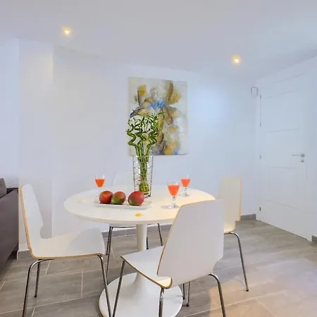 Stylish House In 5 Star Location Few Steps From Butibamba Σπίτι διακοπών *